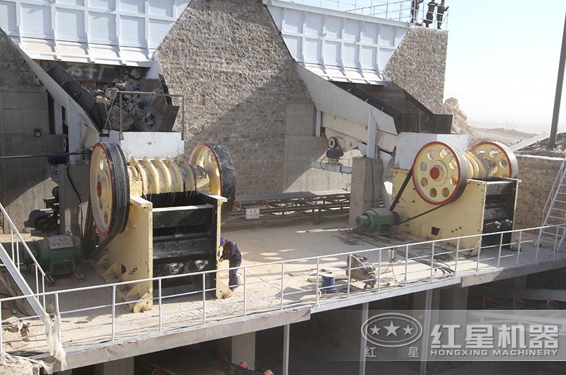 河北客戶(hù)時(shí)產(chǎn)1000噸碎石生產(chǎn)線(xiàn)