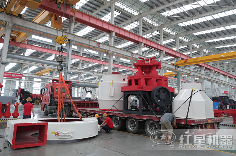 雷蒙磨粉機廠區現貨直發