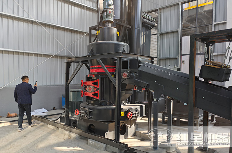 200目石料磨粉加工客戶現(xiàn)場